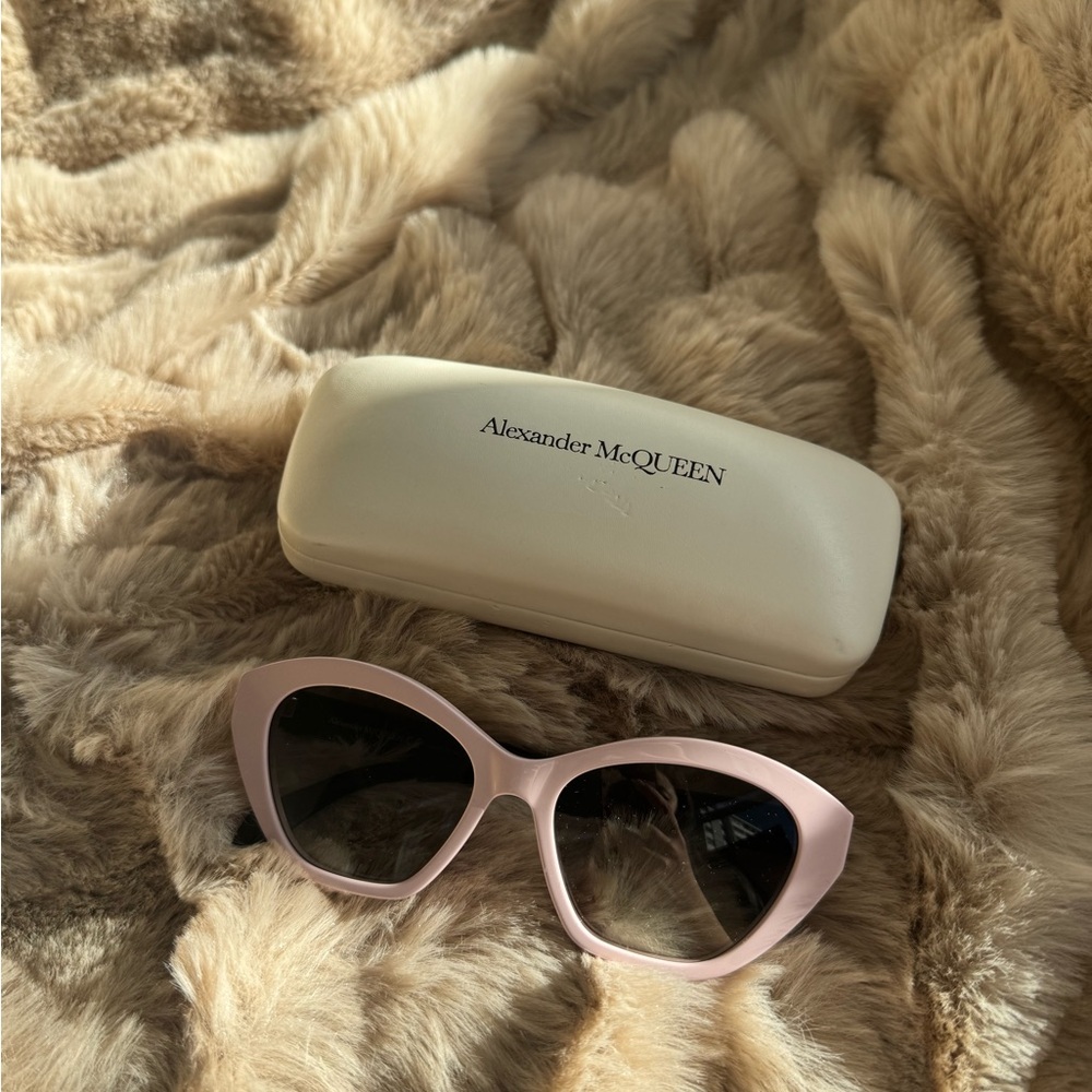 Alexander McQueen Blush Cat-Eye Sunglasses